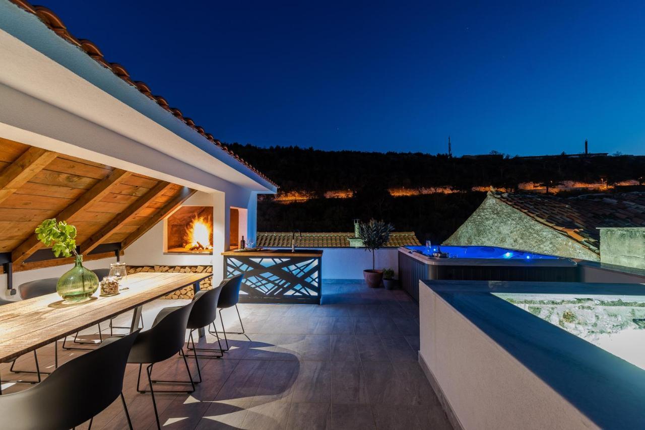נוביגראד דאלמטיה Villa Planita Dalmacija מראה חיצוני תמונה