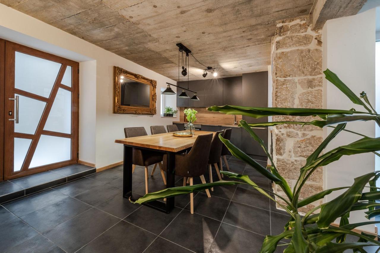 נוביגראד דאלמטיה Villa Planita Dalmacija מראה חיצוני תמונה